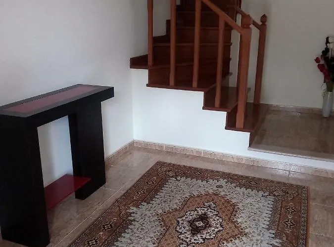 Гостевой дом House Victoria Назаре