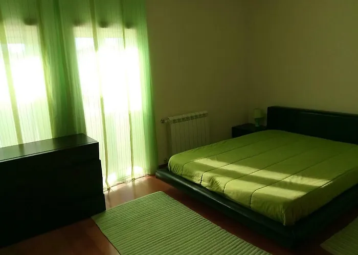 House Victoria Назаре